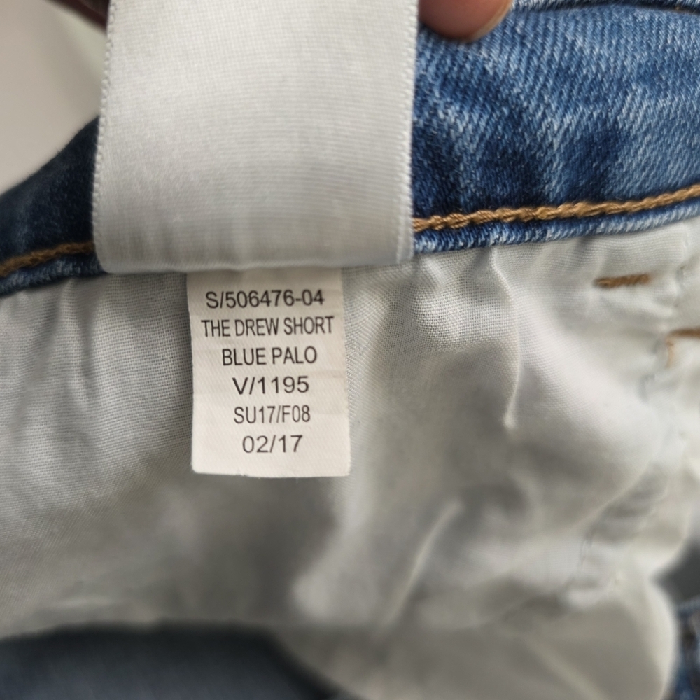 ⭐️40% Off⭐️ Old Navy The Drew Distressed Denim Shorts in Blue Palo - Picture 13 of 13